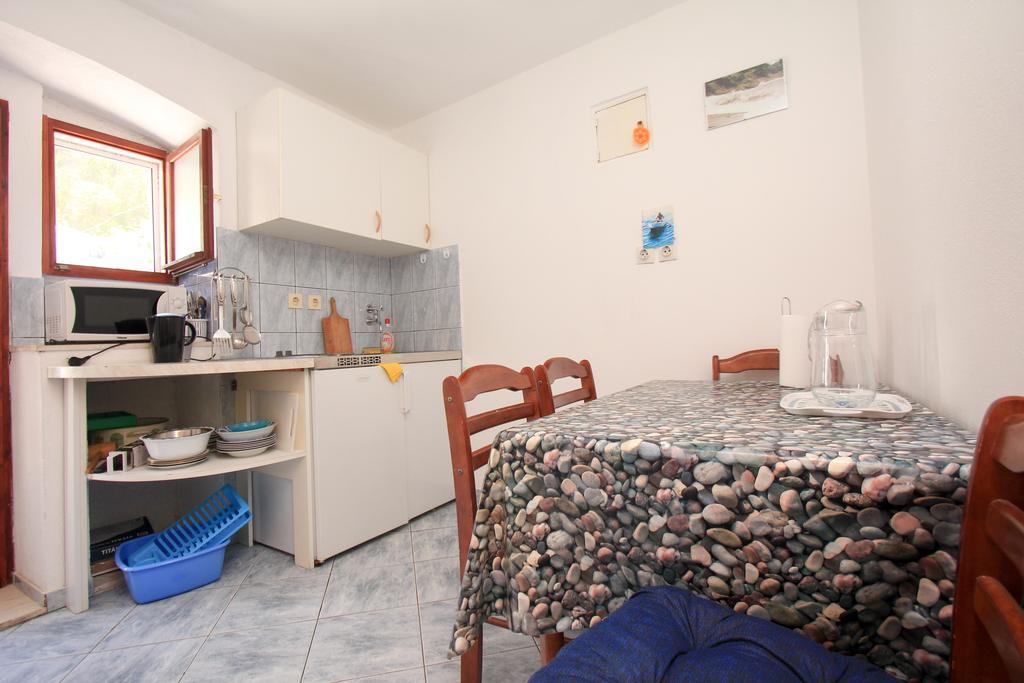 Robinson Braco Apartamento Bogomolje Exterior foto